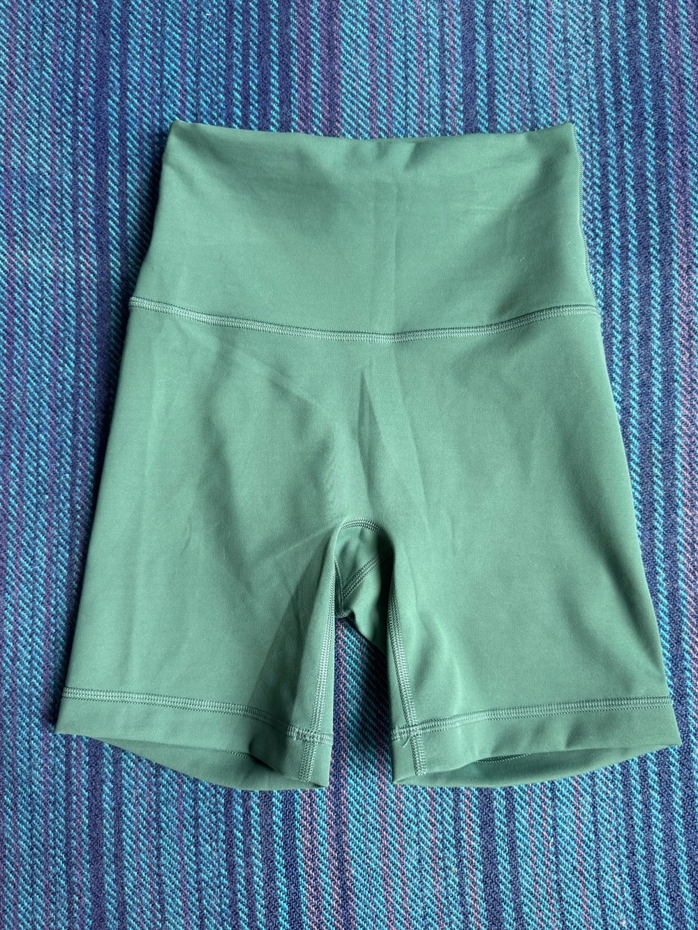 Lululemon High-Waist Green Women’s Active Shorts